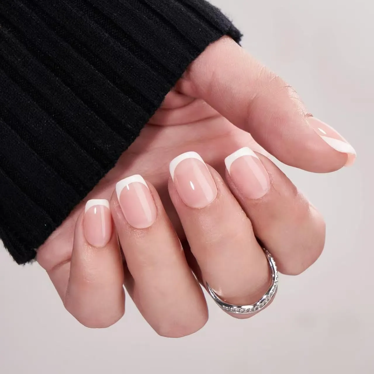 210 Pcs White French Nail Tips-Short Square Press On Nails Nude, Pre-Designed Long Lasting Soft Gel Nails False Nail, Soak Off Acrylic Fake Nails Extensions for Nail Art DIY