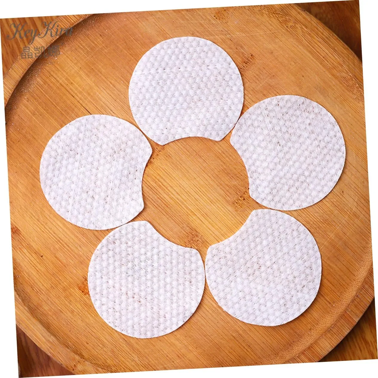 900pcs Pearl Pattern Makeup Remover Cotton Makeup Remover Wipes Esthetic Wipes Travel Makeup Wipes Eyeshadow Cleansing Pads Cotton Round Pads Disposable Cotton Face Pads Girl Miss