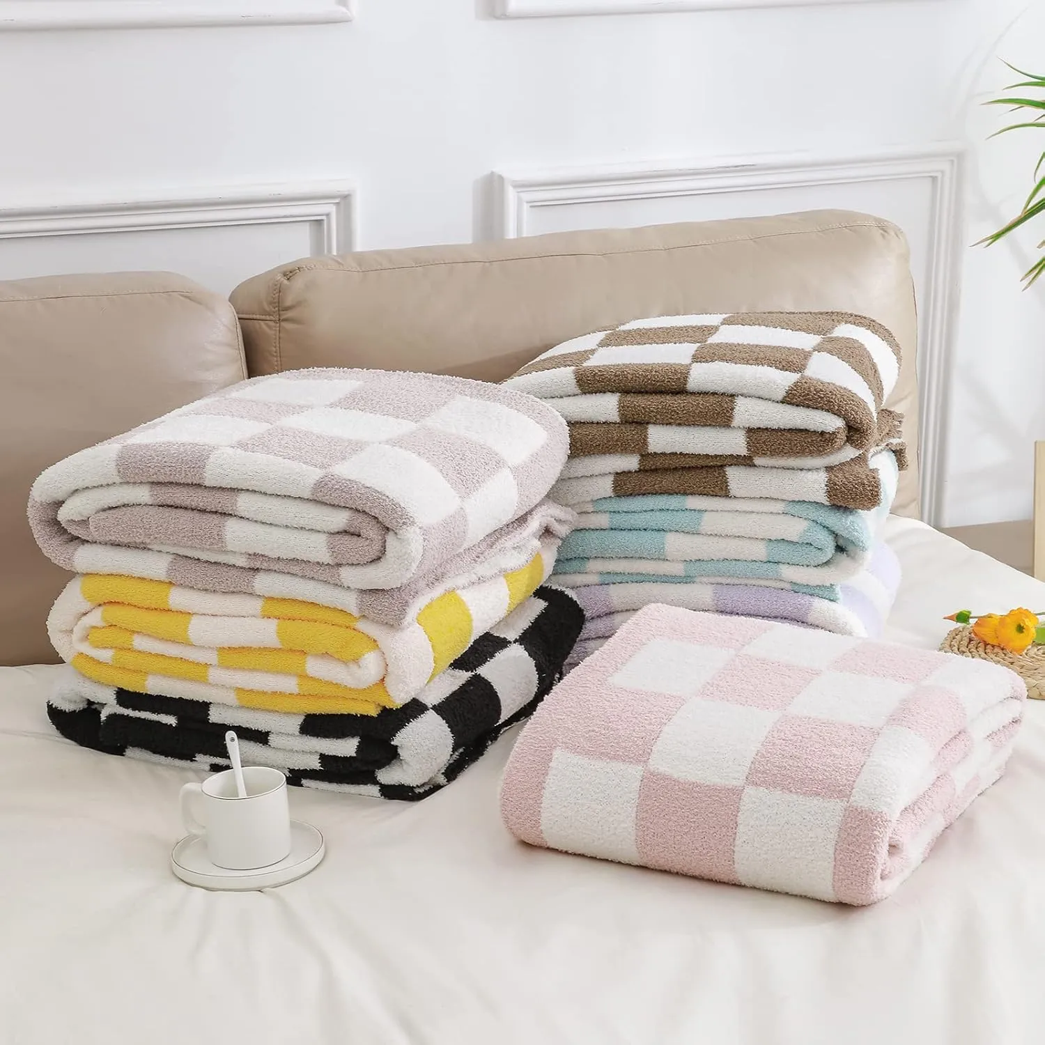 bearberry Fuzzy Checkerboard Grid Throw Blanket Soft Cozy Warm Microfiber Bed Blanket Decor for Couch Sofa Bed Travel Home (Mocha, 60''x80'')