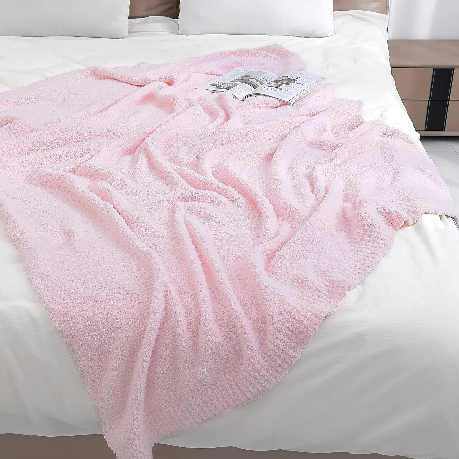 bearberry Super Soft Fluffy Throw Blanket Lightweight Cozy Warm Throw Blankets for Couch Bed Sofa All Season (Pink, 50”x60”)