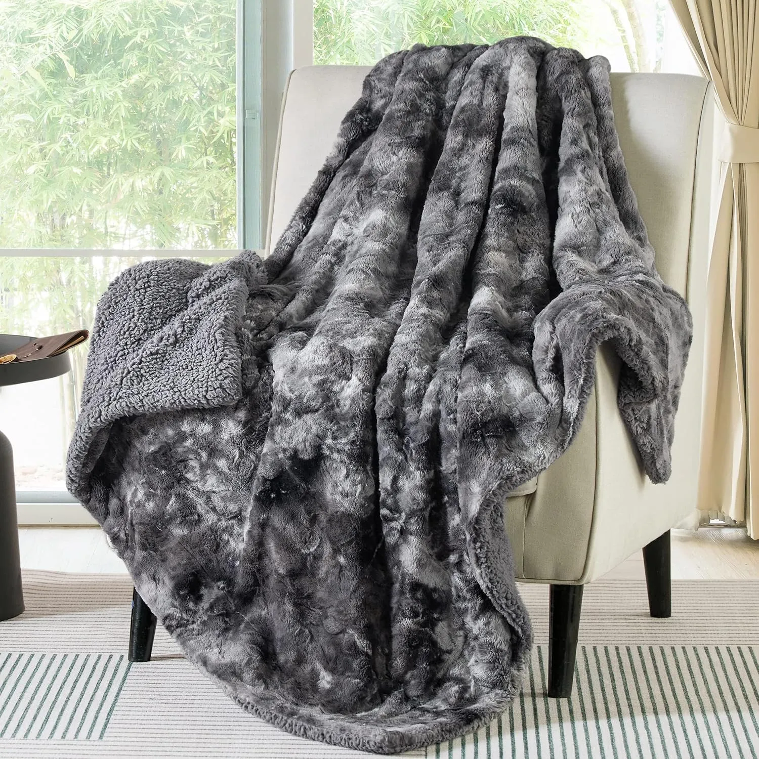 Bedsure Sherpa Fluffy Blanket Twin Size - Fleece Soft and Cozy Throw for Women, Plush & Fuzzy Faux Fur Blanket for Couch, Sofa and Bed, Tie Dye Design, Grey, 60x80 Inches