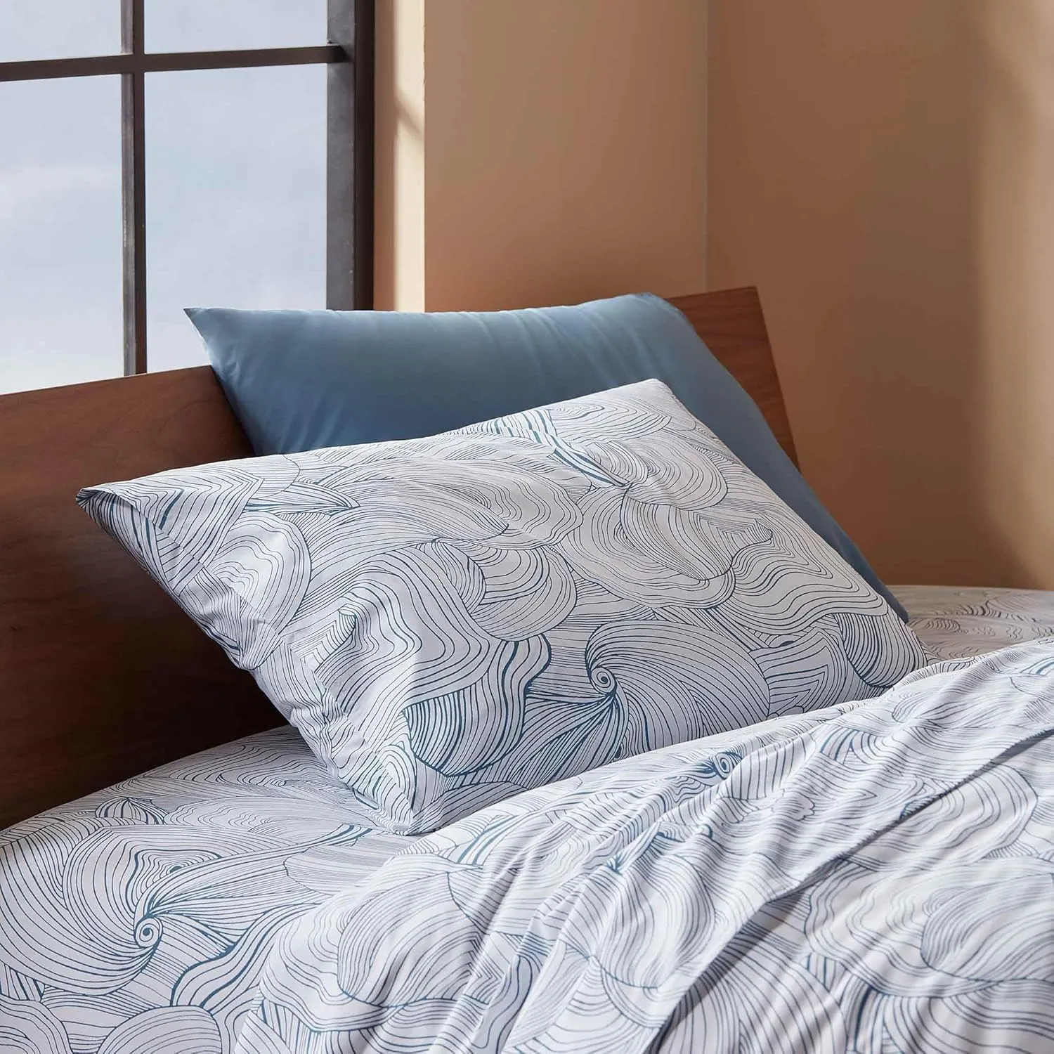 Brooklinen Luxury Sateen 4 Piece King Size Sheet Set in Oyster Blue - 100% Cotton Sateen Sheets - 1 Fitted Sheet, 1 Flat Sheet, 2 Pillowcases