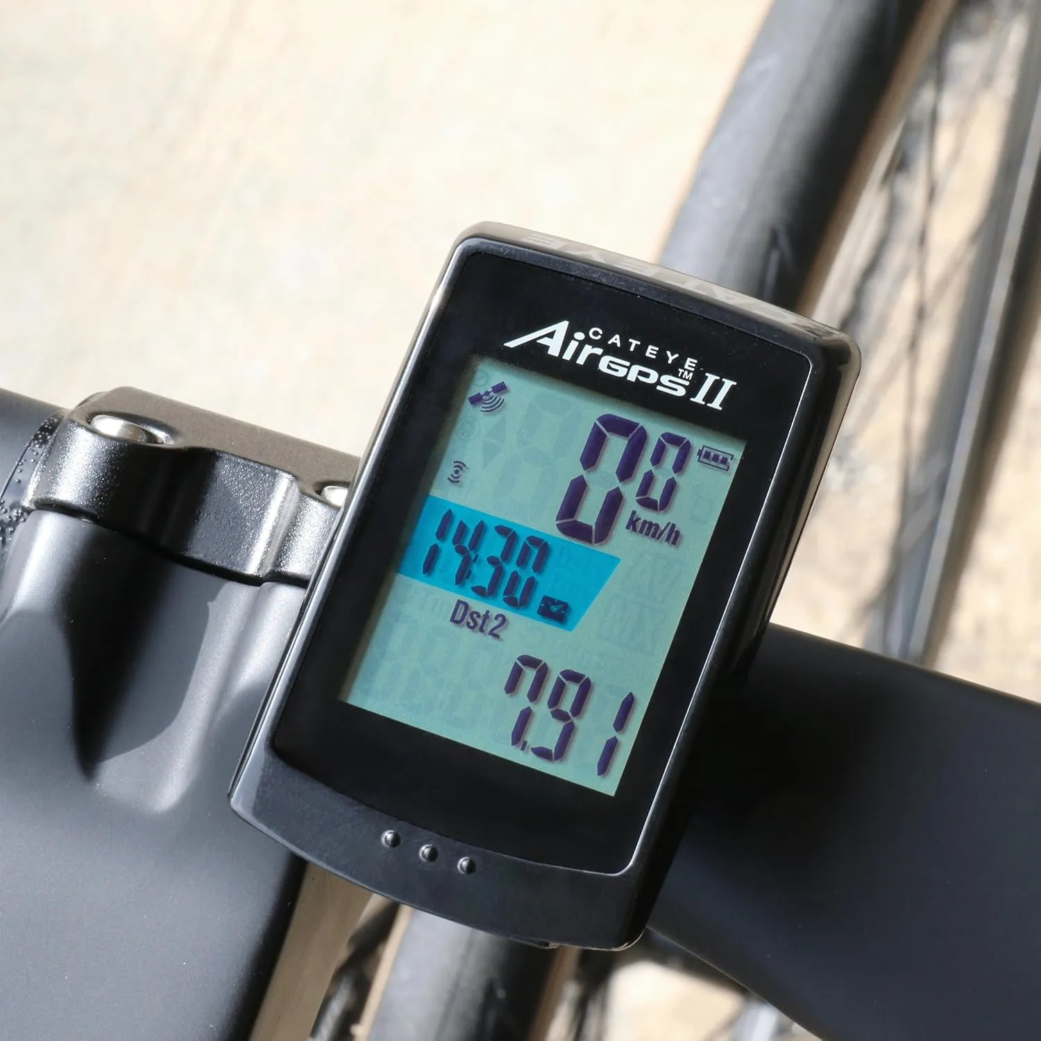 CATEYE AirGPS USB Rechargeable Bike Computer – GPS Cycling Computer with Bluetooth ANT , GPS Bicycle Speedometer, FlexTight™ Mount, IPX7 Waterproof, Auto Backlight Display, Ride Upload