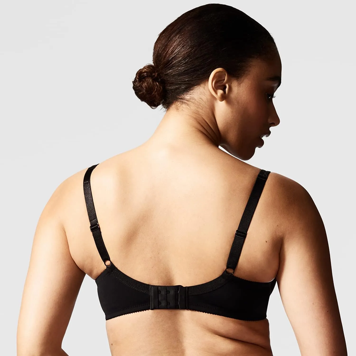 Chantelle Women's Basic Invisible Smooth T-Shirt Bra