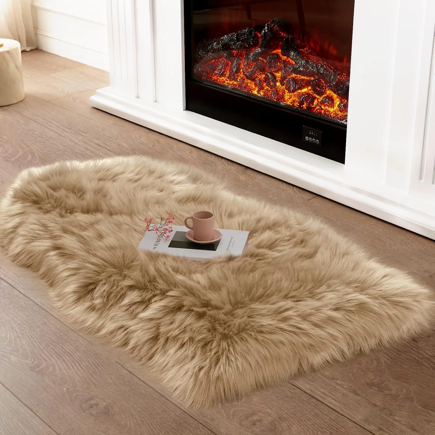 Ciicool Faux Sheepskin Rugs Soft Faux Fur Rug Beige Fluffy Rug Chair Couch Cover Fuzzy Carpet for Bedroom Floor Sofa Living Room 2x3 Feet