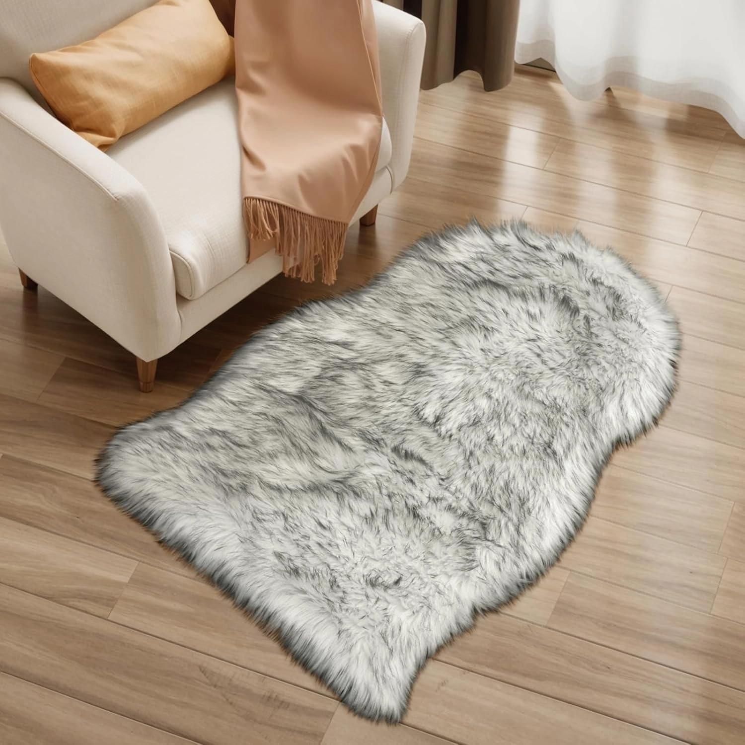 Ciicool Faux Sheepskin Rugs Soft Faux Fur Rug White Gradient Sliver Black Fluffy Chair Couch Cover Fuzzy Carpet for Bedroom Floor Sofa Living Room 2x3 Feet