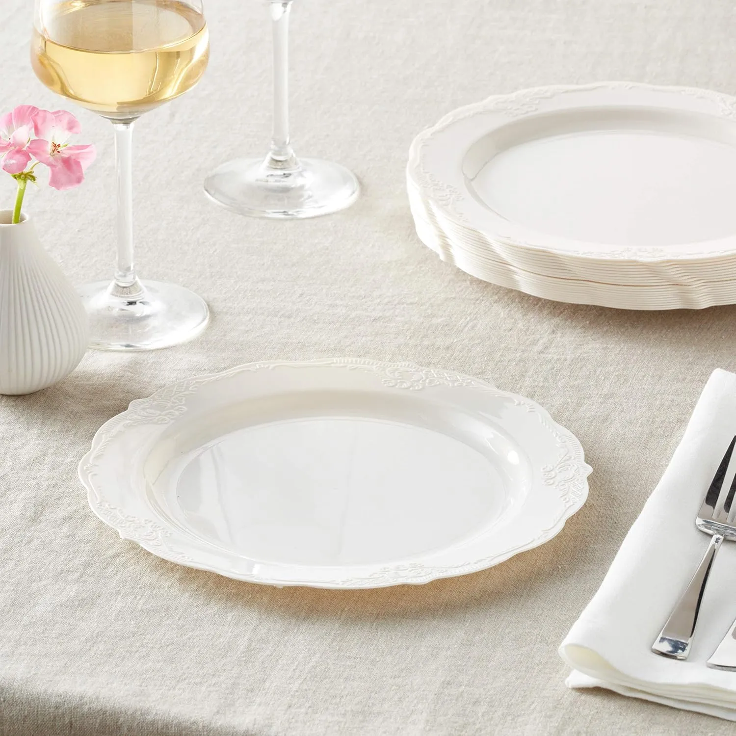 DISPOSABLE DINNERWARE SET, 20 Cake Plates (Vintage - Cream, 9")