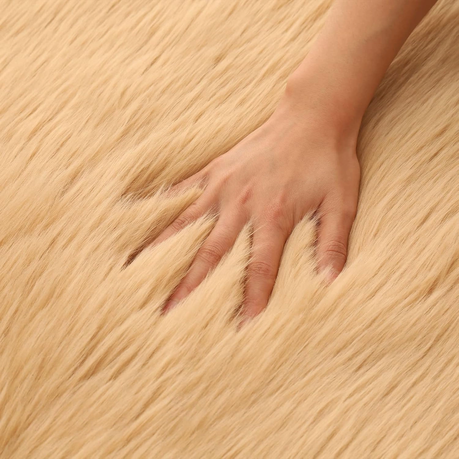 Faux Fur Rug 2×3 Ft Brown Sheepskin Rug Super Soft Fluffy Plush Area Rug Used for Bedroom Floor Children's Room Sofa Cushion Living Room Bedside Rugs