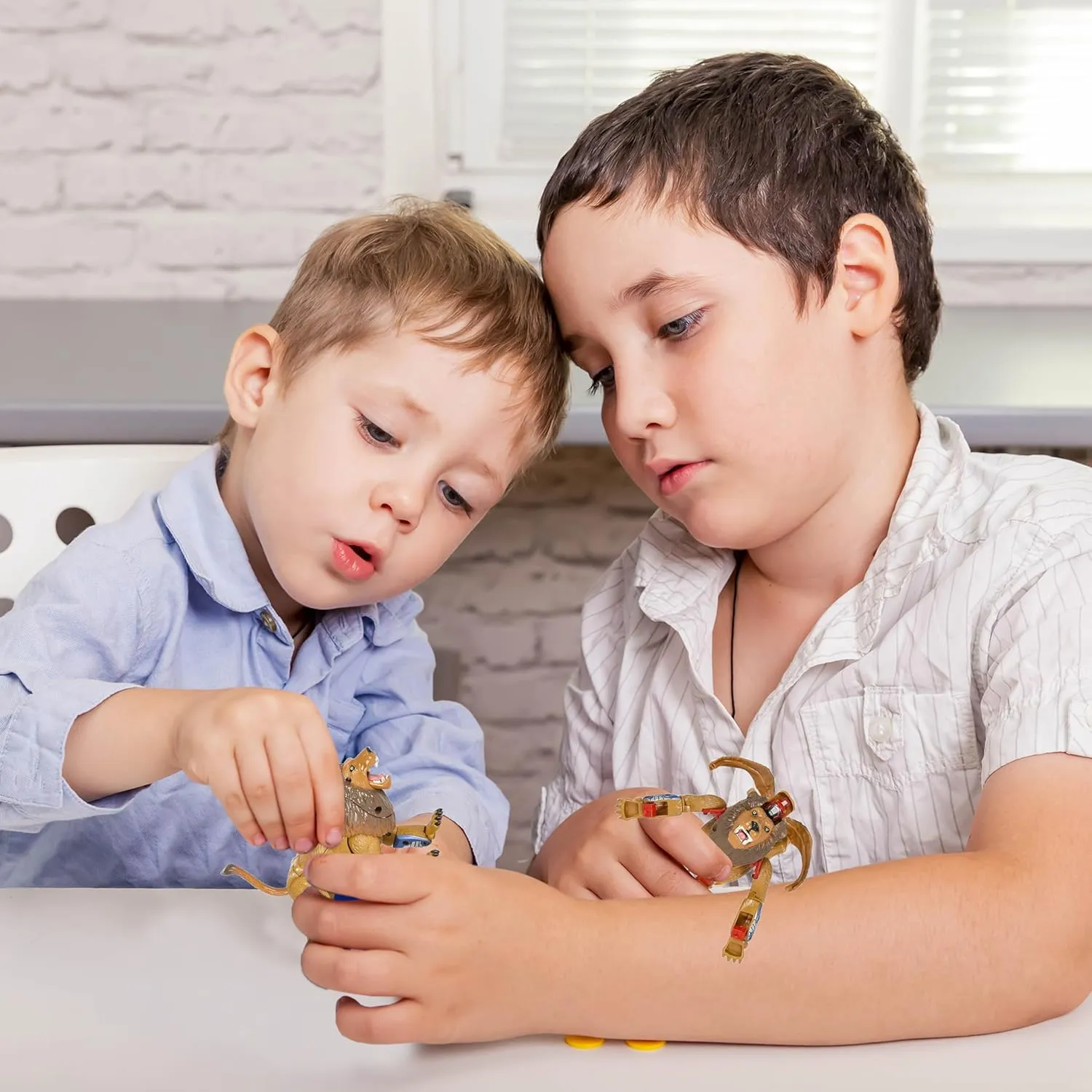 Forest & Twelfth 4" Jungle Animal Toys Small – Transforming Action Figure – Changes from a Detailed Animal Toy to a Unique Robot Toy in Seconds – Great Gift for Both Girls and Boys (4" Lion)