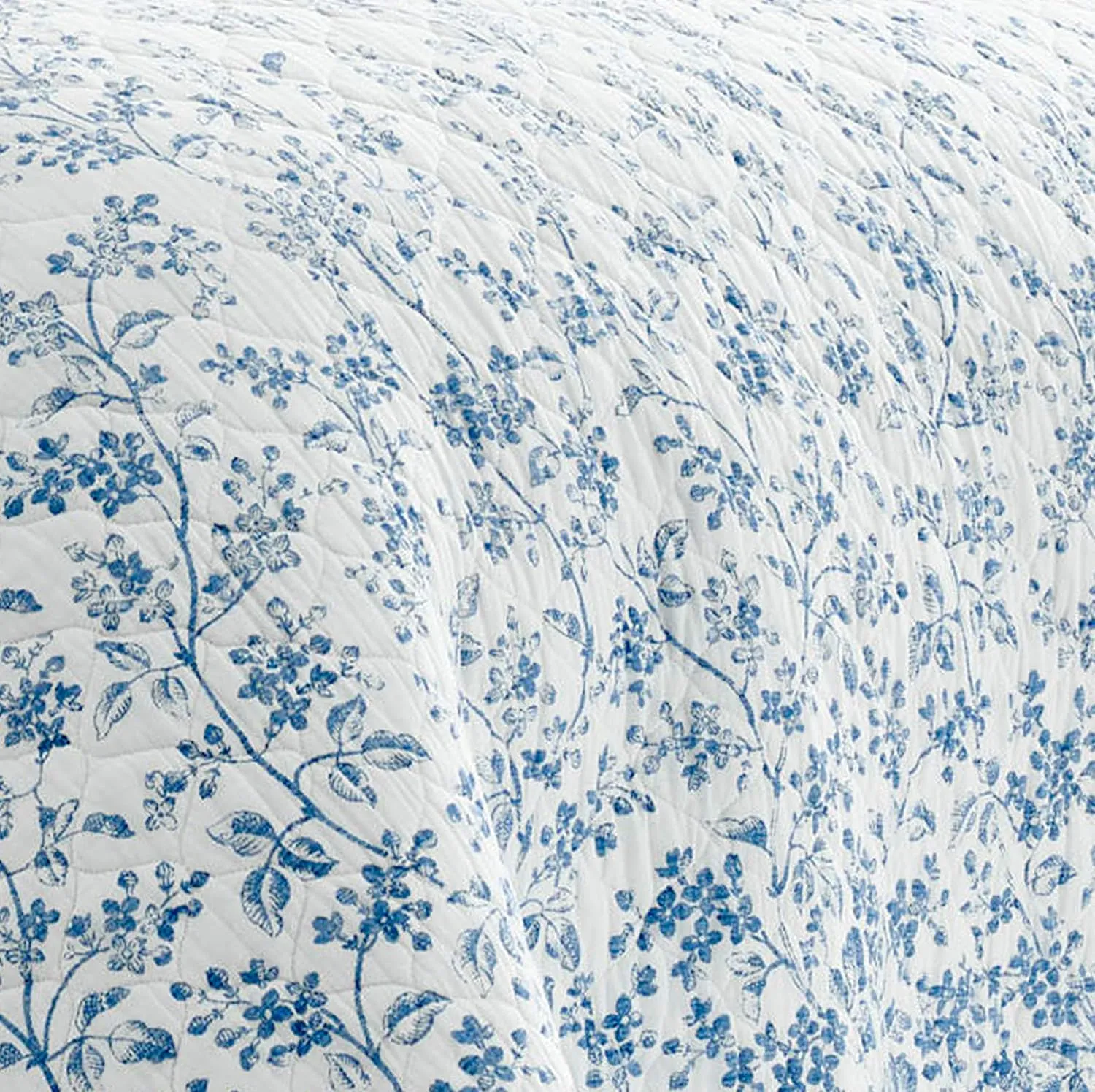 Laura Ashley Home - King Quilt Set, Reversible Cotton Bedding with Matching Shams, Pre-Washed Home Decor for Added Softness (Flora Blue, King)
