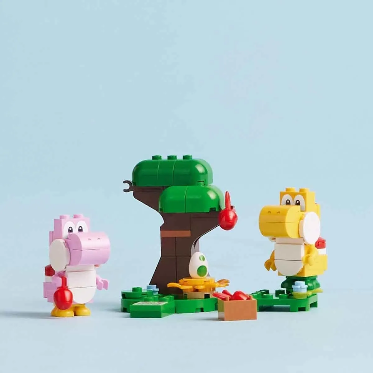LEGO Super Mario Yoshi's Wild Forest Expansion Set, Toy with 2 Yoshi Figures Made of Stones for Boys and Girls, Small Gift for Children and Gamers from 6 Years 71428
