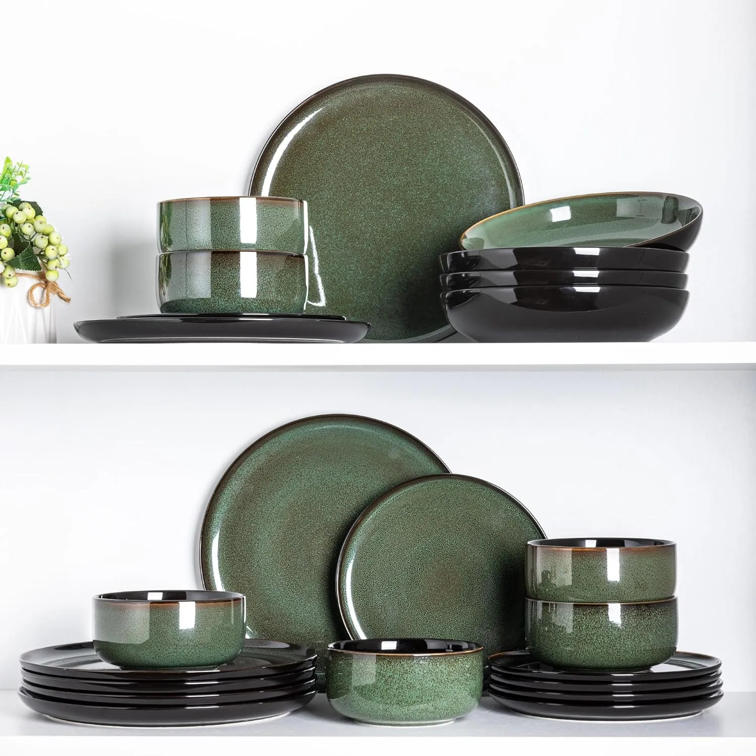 LERATIO Ceramic Dinnerware Set for 4, Poreclain Plates, Bowls, Handmade Reactive Glaze Dishes, Chip Resistant, Oven & Dishwasher Safe, Service for 4