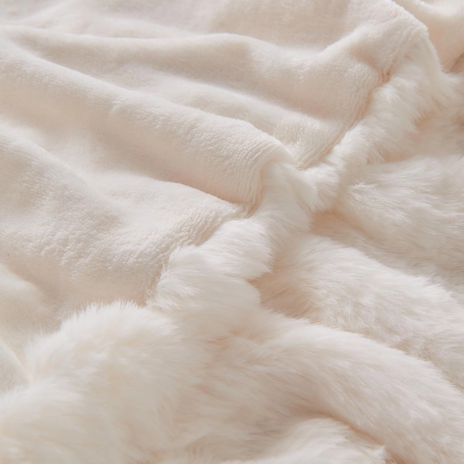Lotus Karen Faux Fur Throw Blanket Cream White - Big Bubble Rabbit Fluff Blanket for Couch, Small Fluffy Fuzzy Cozy Blanket, Thick Furry Plush Shaggy Blankets, 50x60 Inches