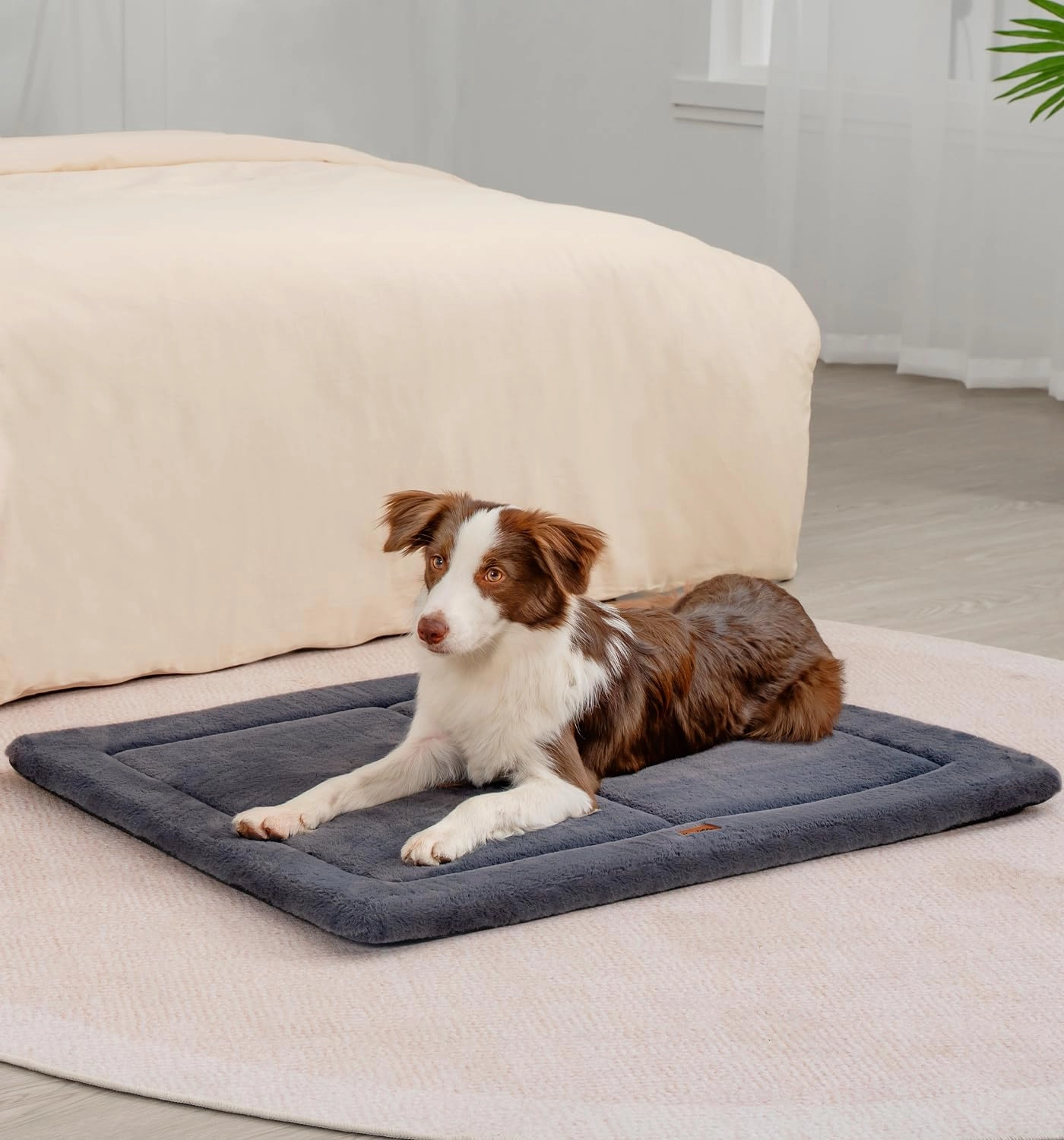 Made4Pets Dog Crate Pad Bed for Large Dogs, Washable & Reversible, Anti-Slip Kennel Mat for Cozy Sleeping, Soft Fluffy Dog Bed for Indoor & Outdoor Use, 41"x29", Dark Gray
