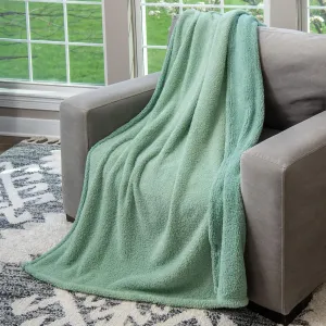 NORTHWEST HGTV Teddy Sherpa Faux Fur Throw Blanket, Ultra Soft Cozy Layer for Bed or Couch, Plush Velvety Texture for Snuggling, Lounging, or Home Décor, 50 x 70 inches, Green