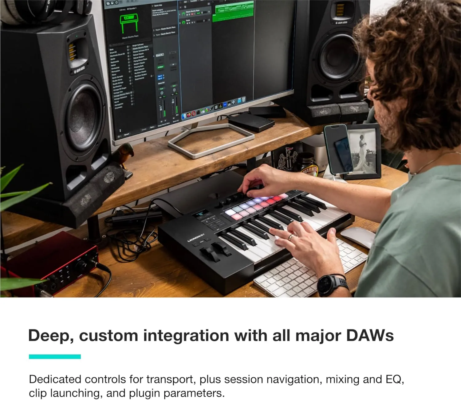 Novation Launchkey 25 MK4 — Compact 25 Key, USB, MIDI Keyboard Controller with DAW Integration. Chord Mode, Scale Mode, 8 Drum Pads, and Arpeggiator — Includes Software Bundle for Music Production