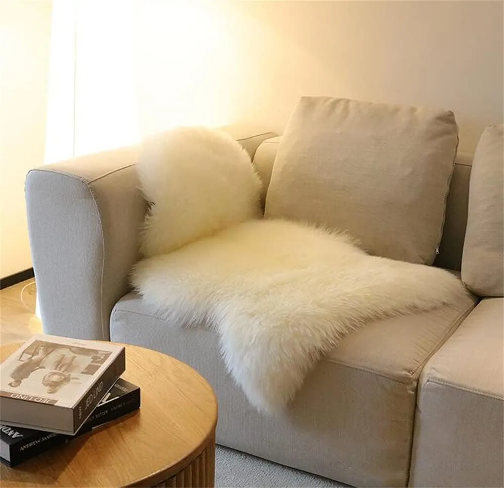 OKAYDA Premium Sheepskin Rug Genuine Natural New Zealand Lambskin Area Rug Fluffy and Soft Throw Rug Luxury Decor for Bedroom Living Room Sofa Floor (2x3ft,White)