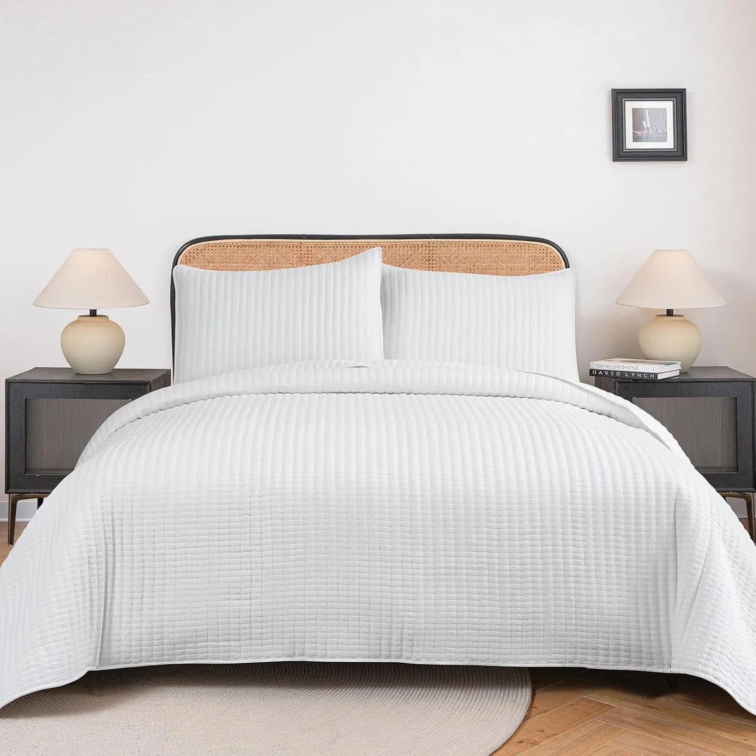 Petrichor White Quilt King Size Bedspread-Pre-Washed Lightweight for All Seasons,Ultra Soft & Breathable Comforter,Machine Washable,3-Piece Set:1Quilt(106" x96”) and 2 Pillow Shams(20"x36")