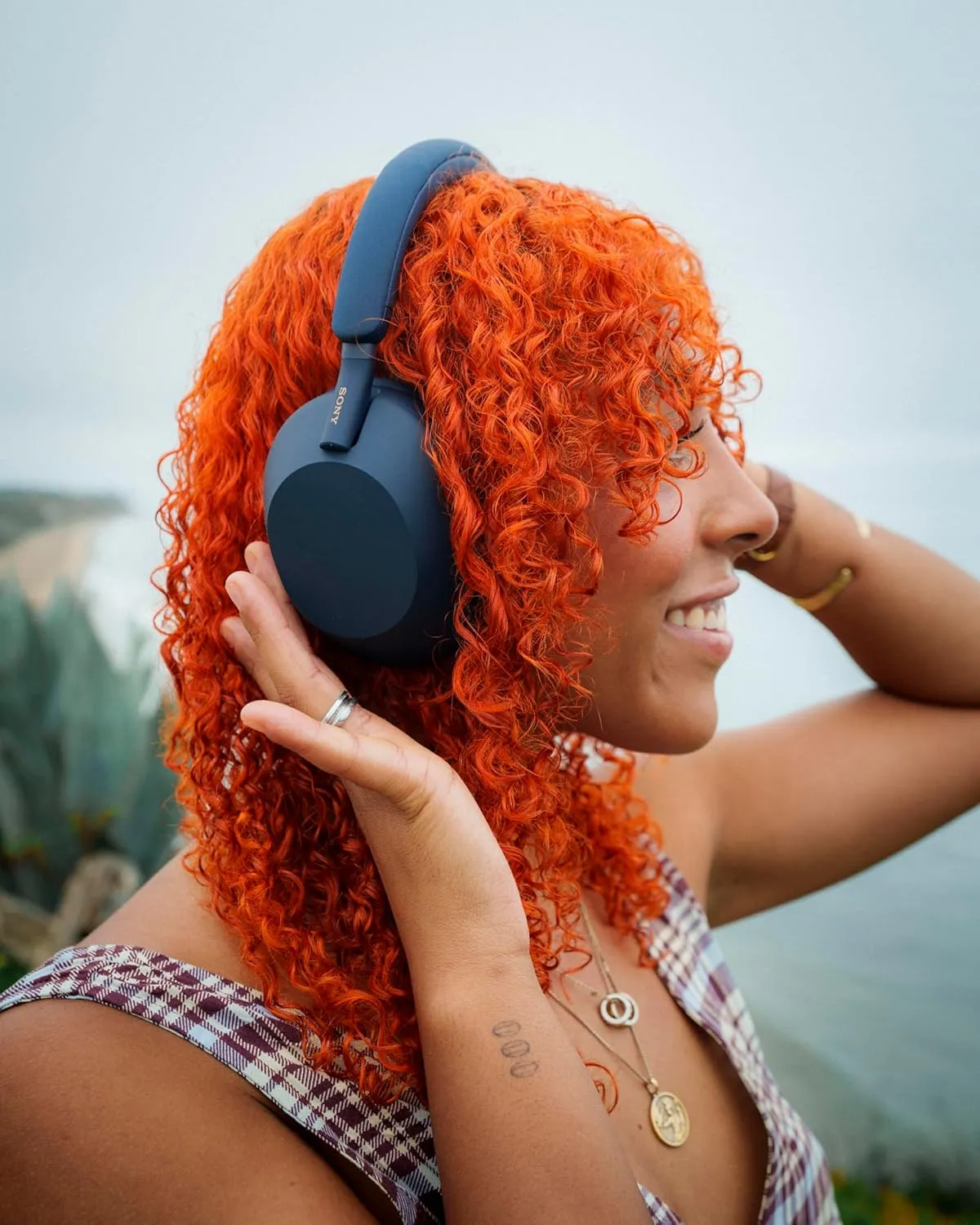 Sony WH-1000XM5 The Best Wireless Noise Canceling Headphones, Auto NC Optimizer, 30-Hour Battery, Alexa Voice Control, Midnight Blue