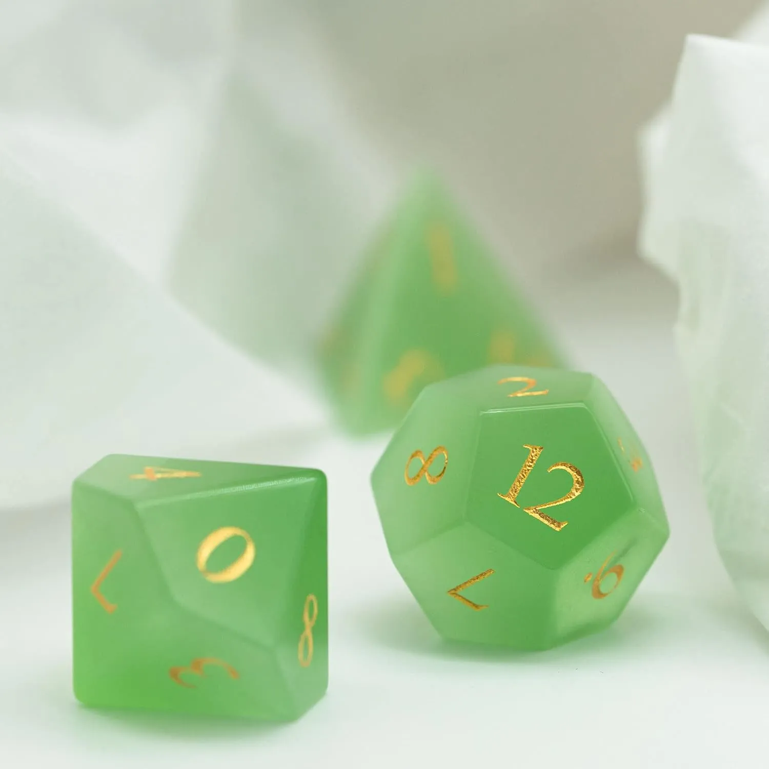 UDIXI Natural Gemstone DND Dice Set, 7PCS Handmade Crystal Stone Dice Set D&D for Dungeons and Dragons Role Playing Game and Tabletop Games (Green Cat's Eye)