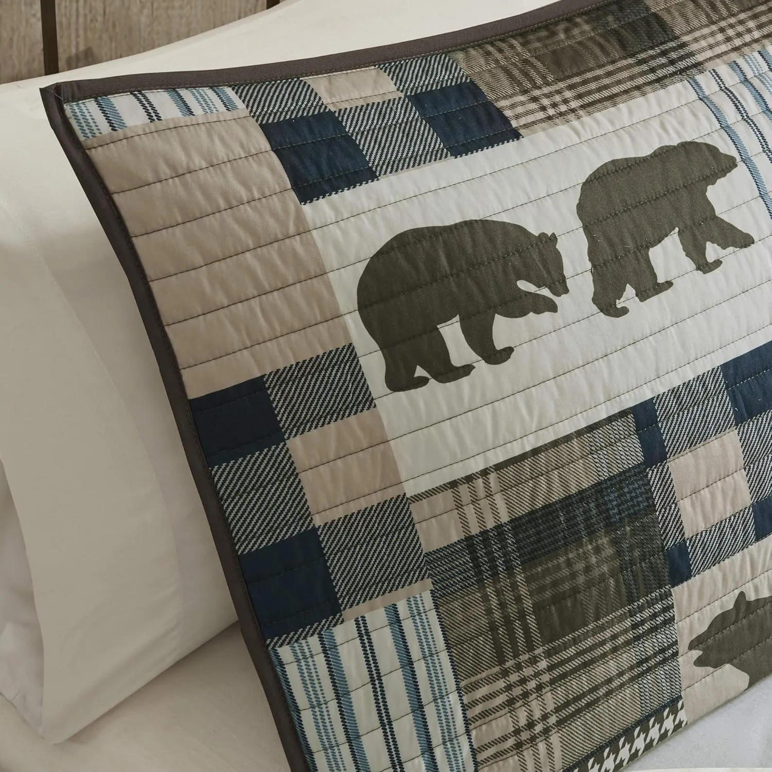 Woolrich Reversible Quilt Cabin Lifestyle Design - All Season, Breathable Coverlet Bedspread Bedding Set, Matching Shams, Oversized Full/Queen, Twin Falls Bear Brown/Blue 4 Piece
