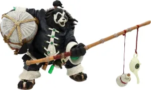 World of Warcraft Pandaren Brewmaster Deluxe Action Figure